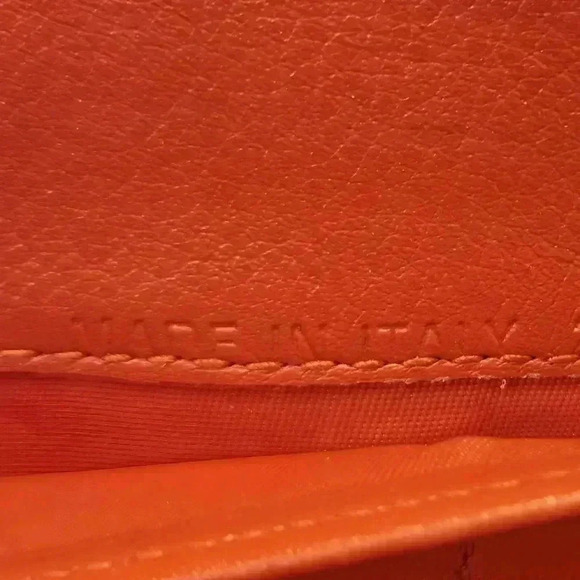 Dior Rendezvous Red Leather Wallet-On-Chain - Picture 2 of 16